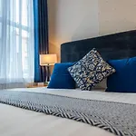 Eccles Townhouse 3*