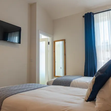 Гостевой дом Eccles Townhouse Дублин