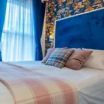 Eccles Townhouse 3*